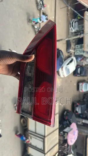 2017-2018 Hyundai Elantra Boot Light