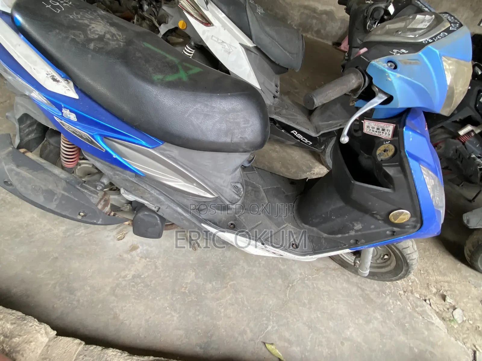 Piaggio Scooter 2023 Blue