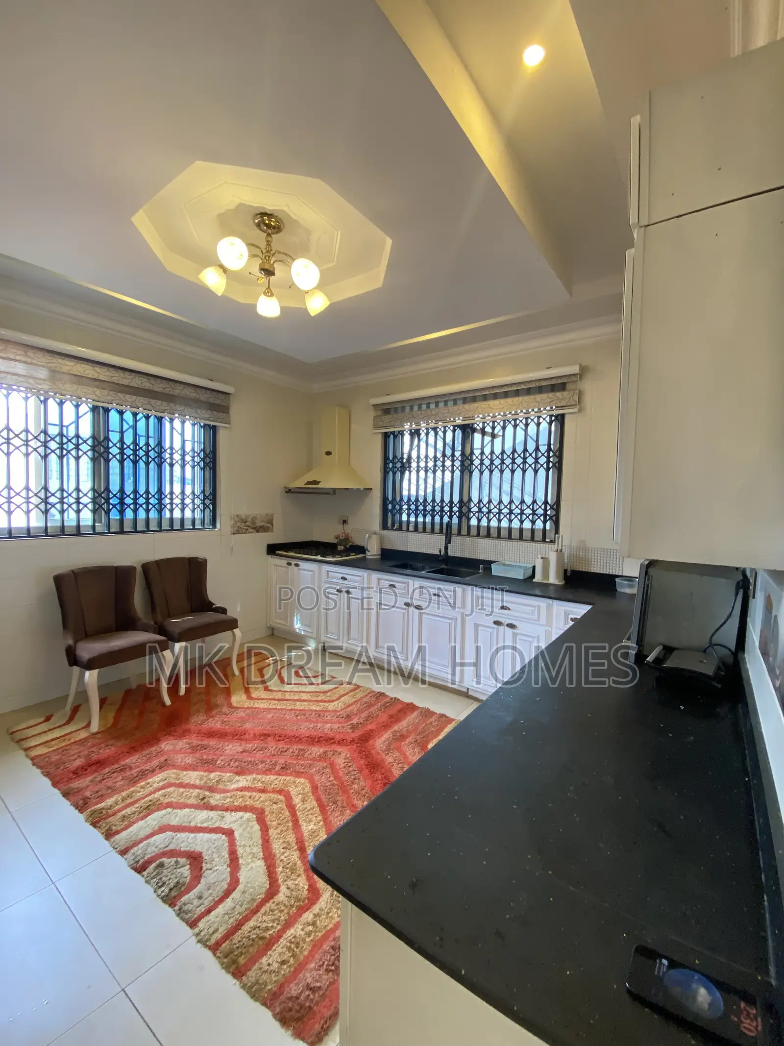 Furnished 6bdrm House in Lashibi for sale