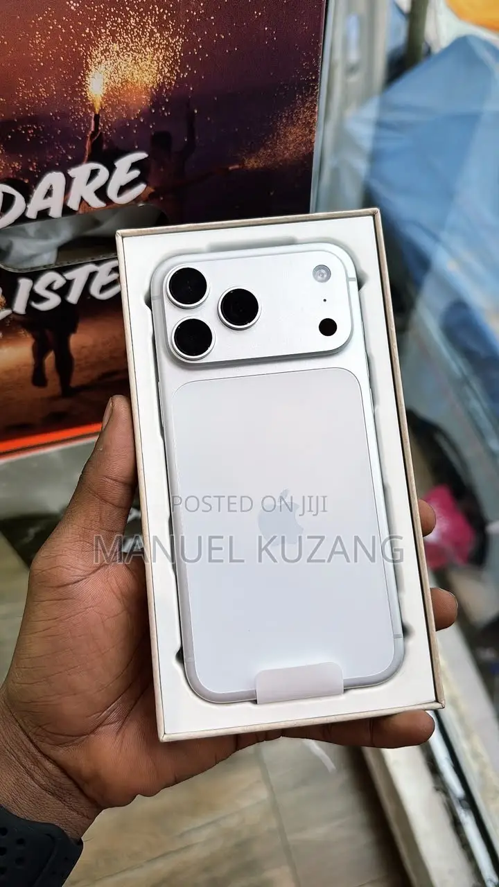 New Apple iPhone 17 Pro Max 256 GB Silver
