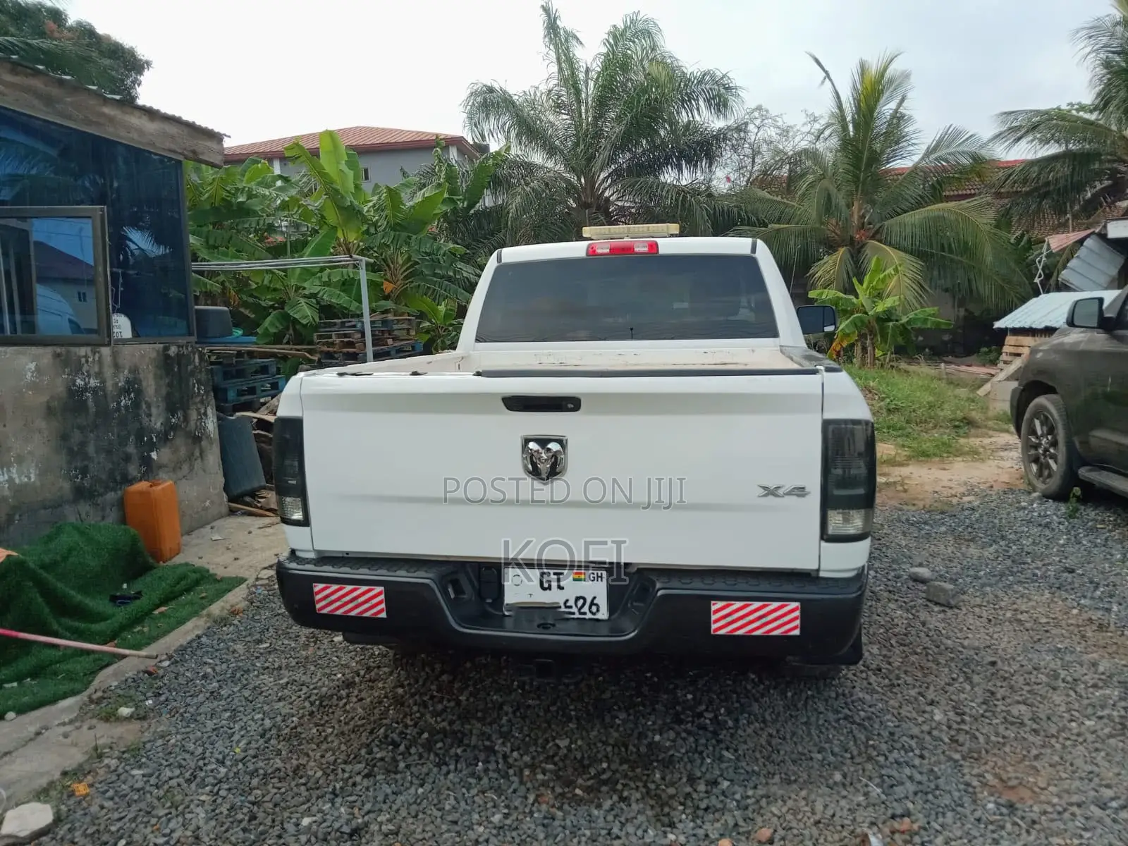 RAM 1500 Classic Tradesman Crew Cab 4WD 5.6 ft SB 2023 White
