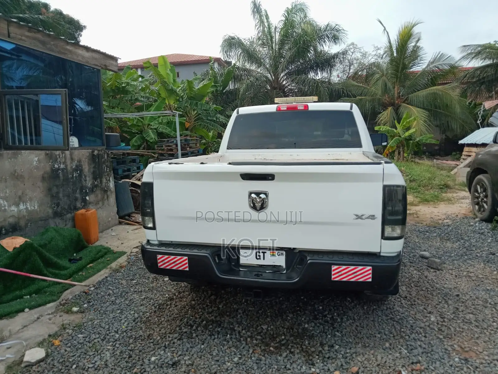 RAM 1500 Classic Tradesman Crew Cab 4WD 5.6 ft SB 2023 White
