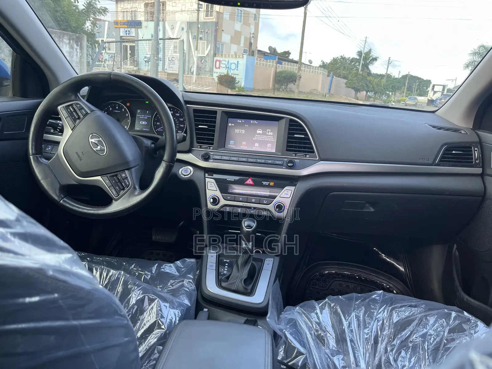 Hyundai Elantra Limited Sedan FWD (2.0L 4cyl 6A) 2017 Blue