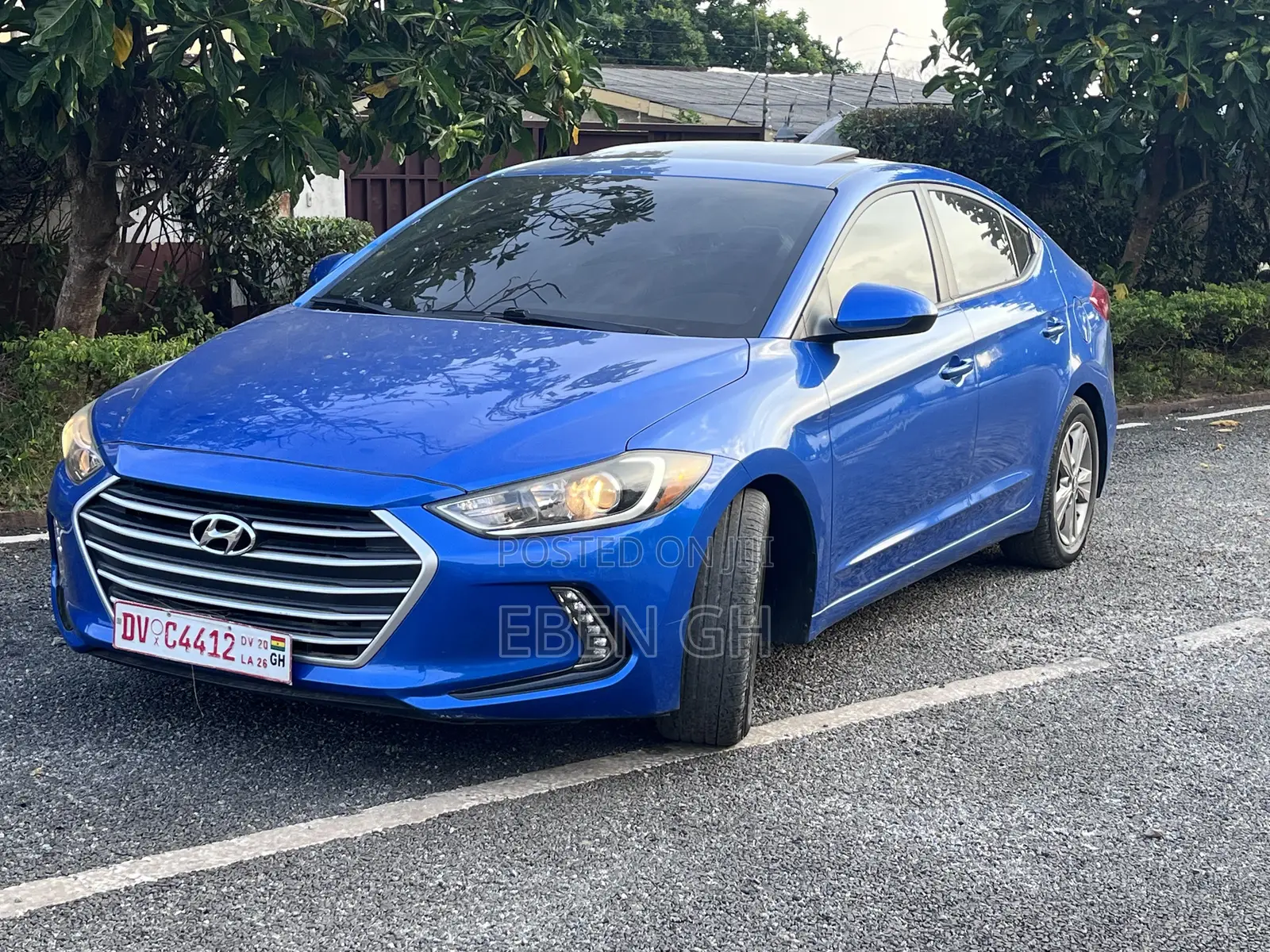 Hyundai Elantra Limited Sedan FWD (2.0L 4cyl 6A) 2017 Blue