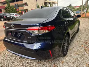 Toyota Corolla SE 2021 Matt Black