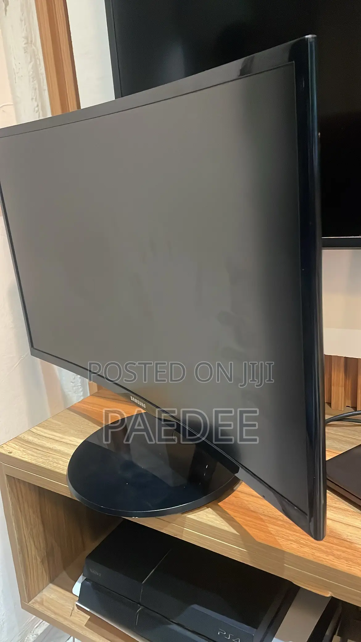 Gaming/Budget Focus: Samsung 27" Curved Monitor 1080p | AMD FreeSync