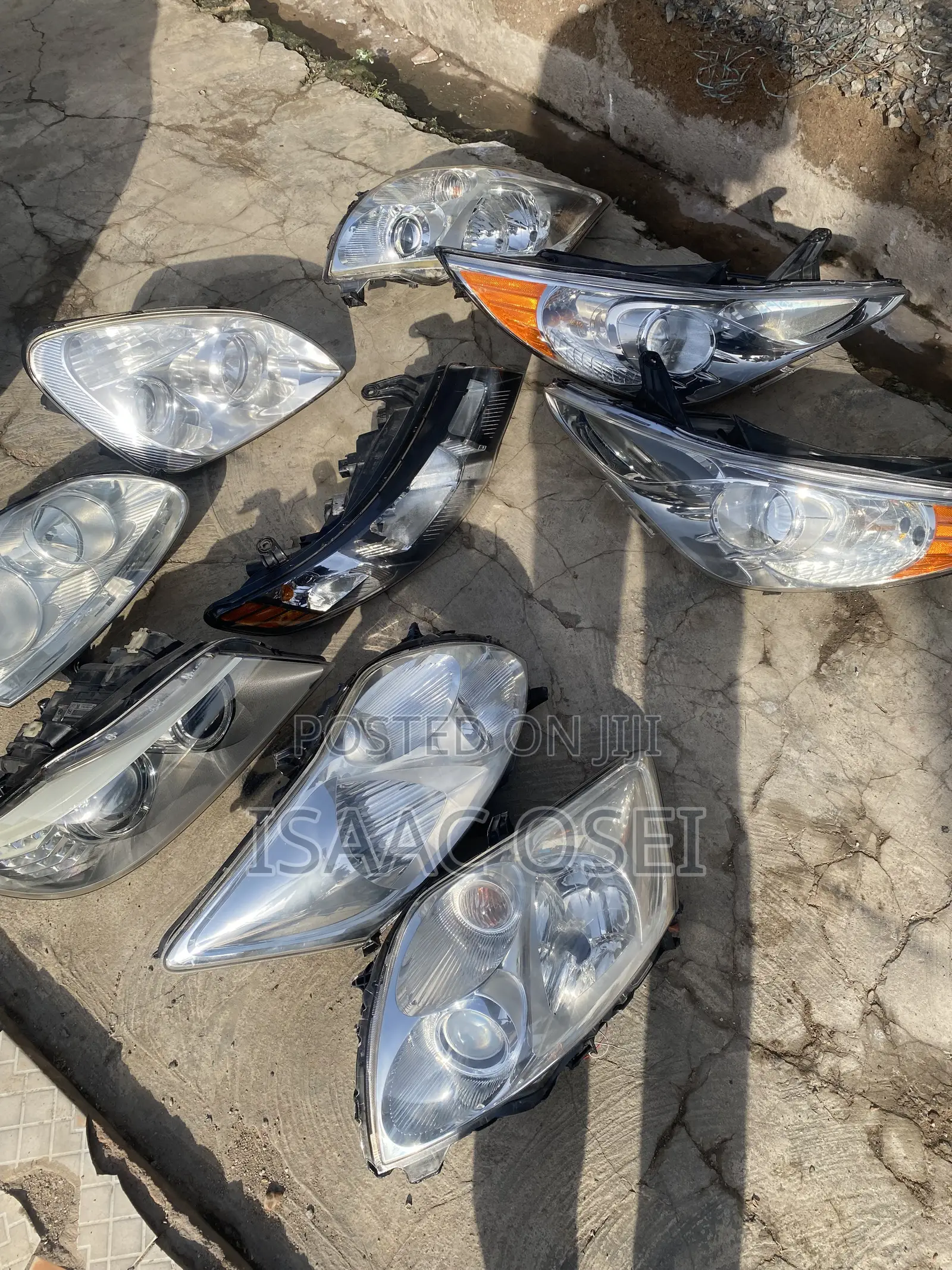 Hyundai Sonata 2012 Headlight