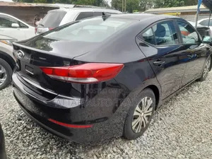 Hyundai Elantra 2017 Black