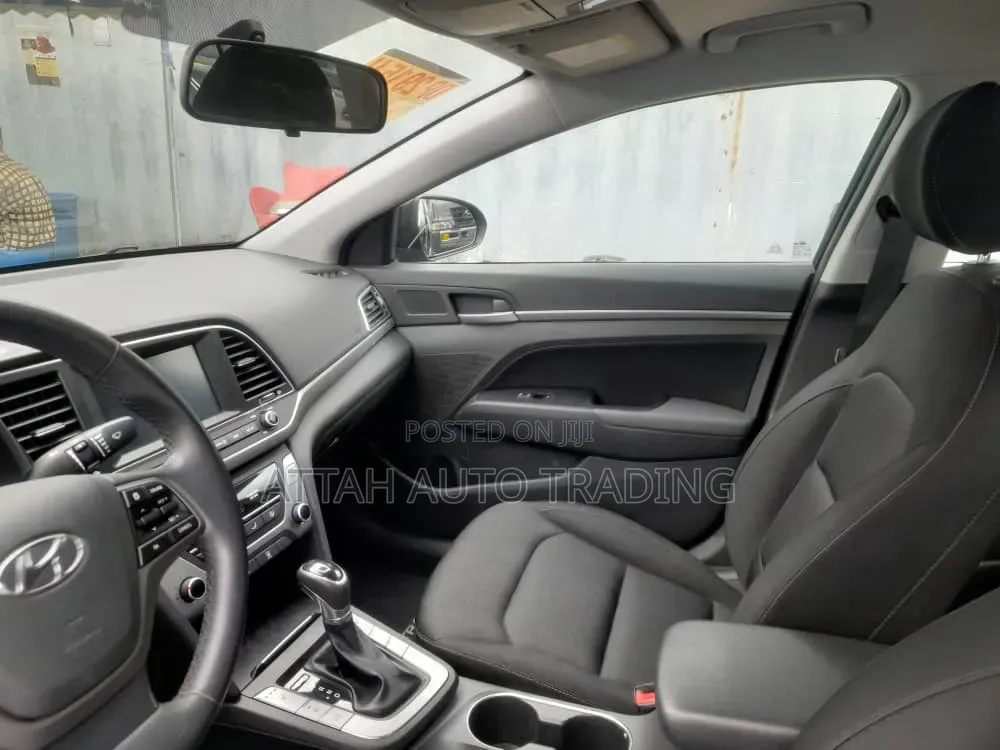 Hyundai Elantra 2017 Black