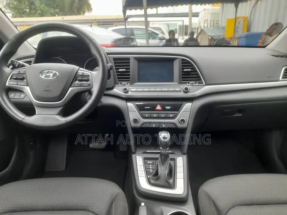 Hyundai Elantra 2017 Black