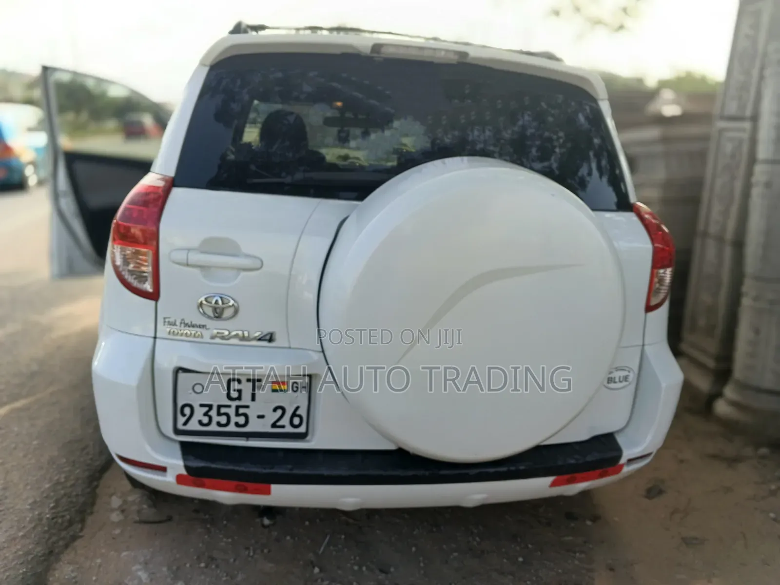 Toyota RAV4 2012 White