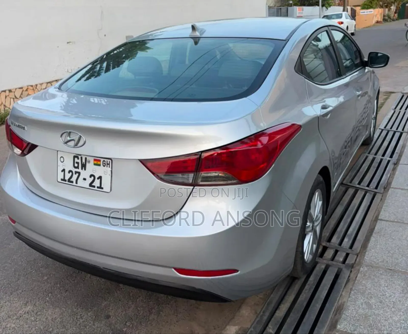 Hyundai Elantra Limited 4dr Sedan (1.8L 4cyl 6A) 2015 Silver