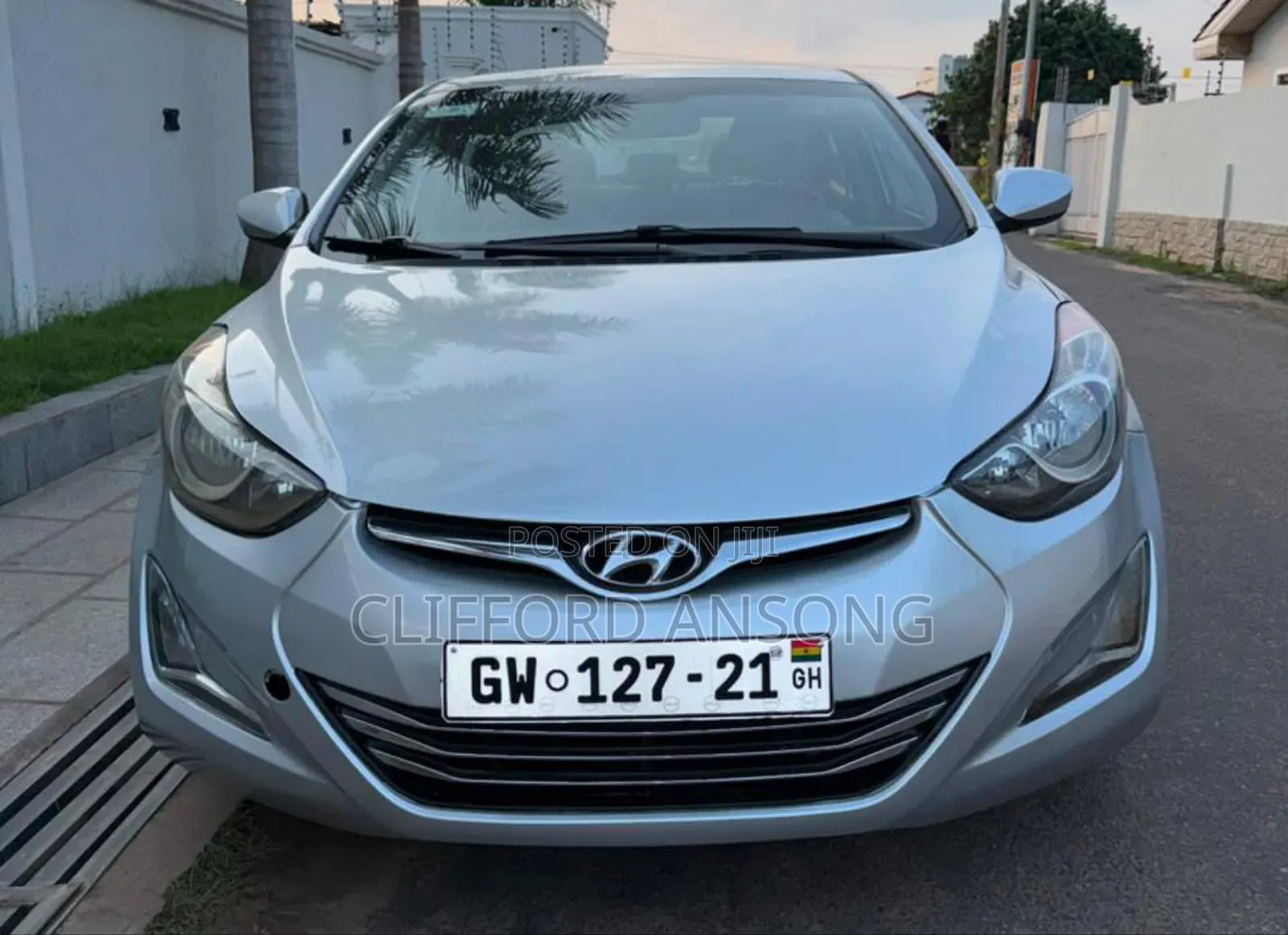 Hyundai Elantra Limited 4dr Sedan (1.8L 4cyl 6A) 2015 Silver