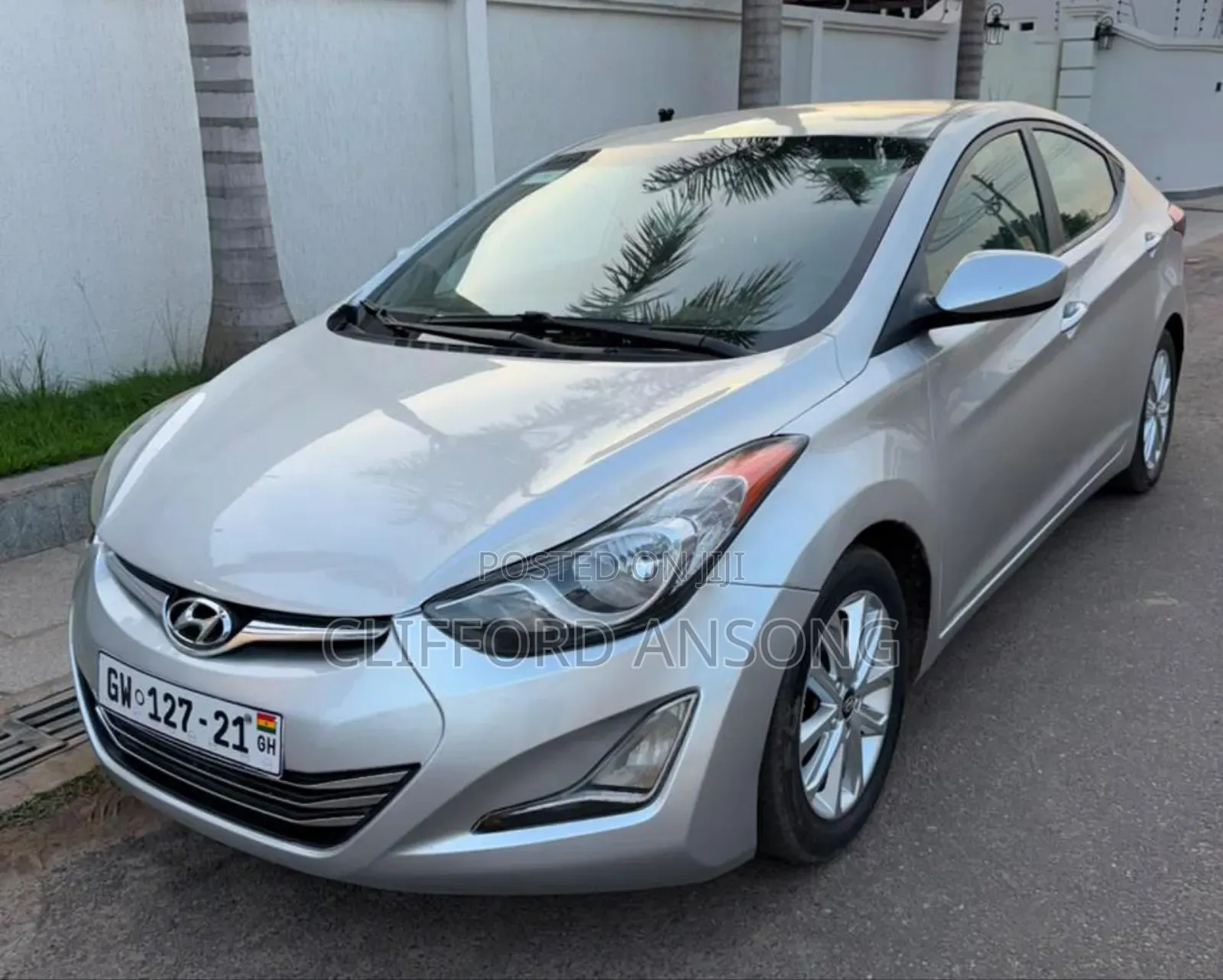 Hyundai Elantra Limited 4dr Sedan (1.8L 4cyl 6A) 2015 Silver