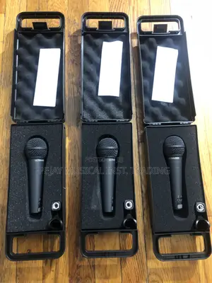 Behringer XM8500 Professional Microphone –