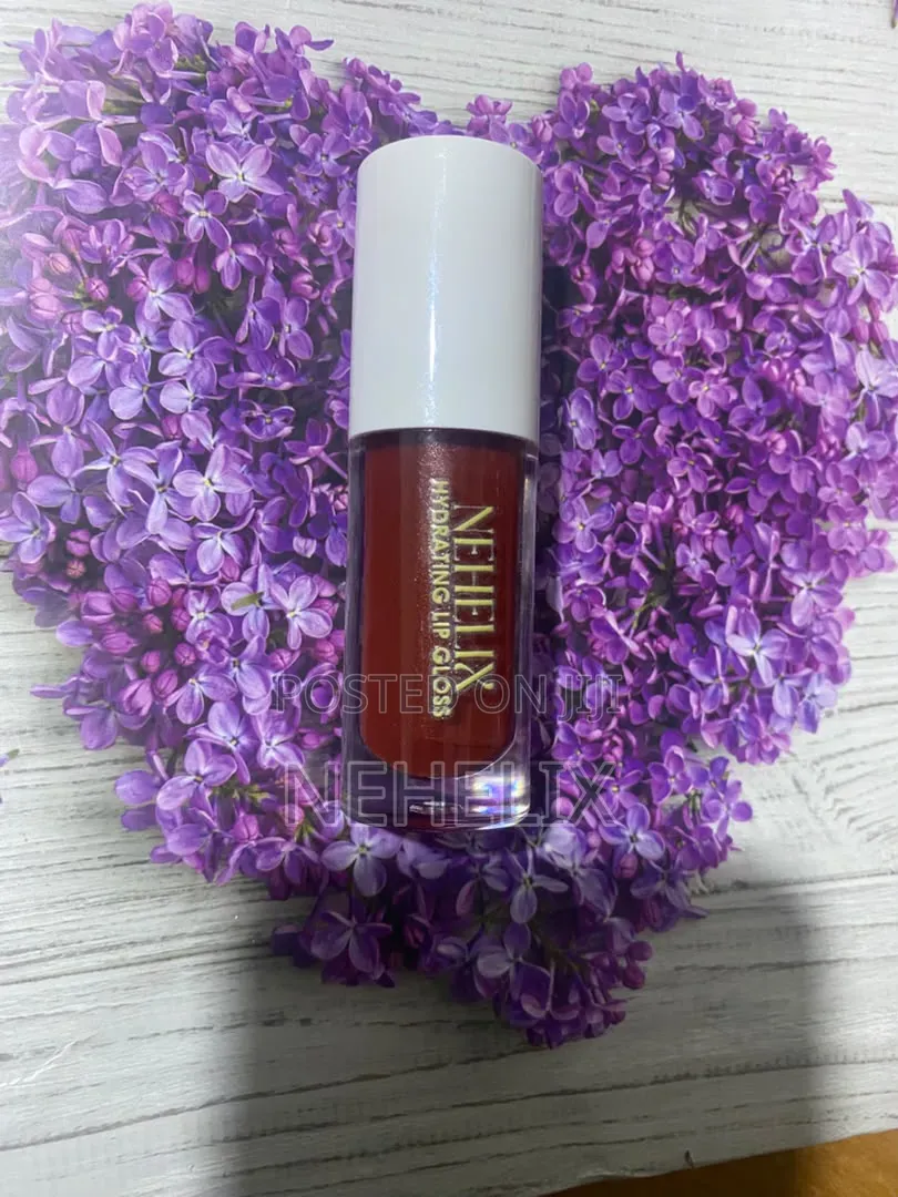 Nehelix Hydrating Lip Gloss