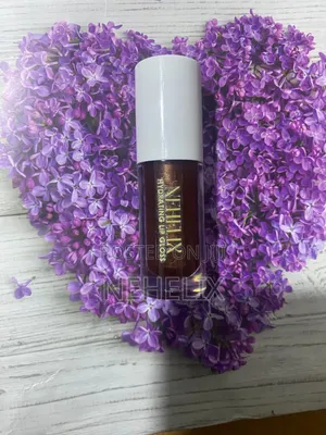 Nehelix Hydrating Lip Gloss