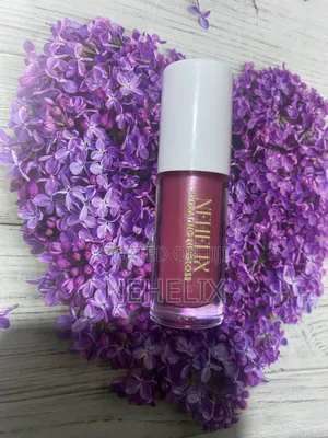 Nehelix Hydrating Lip Gloss