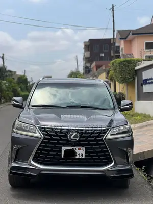 Lexus LX 570 AWD 2017 Gray
