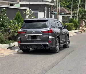 Lexus LX 570 AWD 2017 Gray