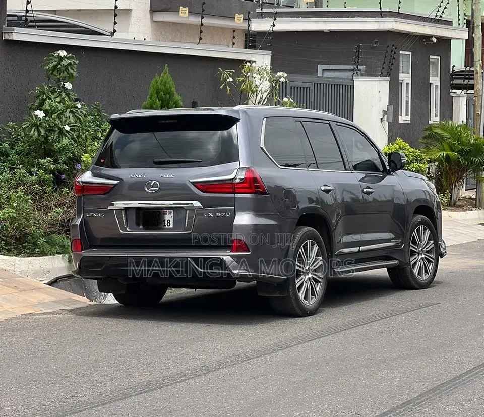 Lexus LX 570 AWD 2017 Gray