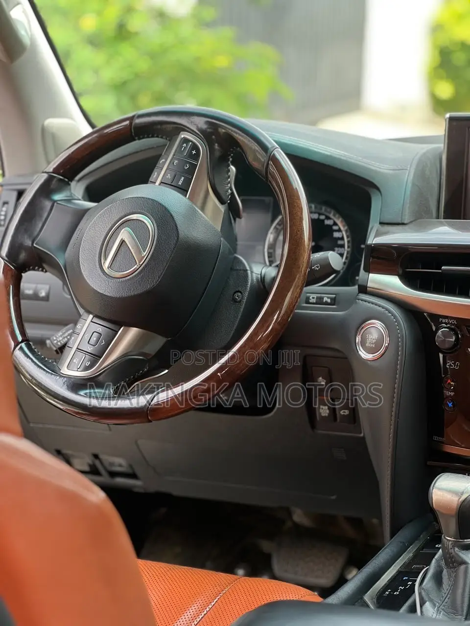 Lexus LX 570 AWD 2017 Gray