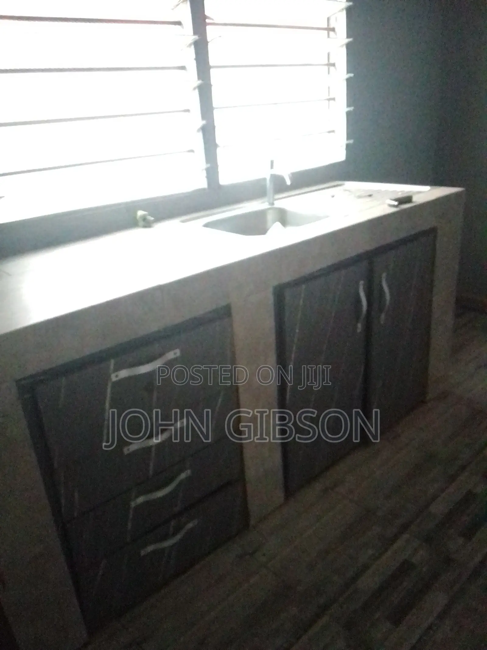 2bdrm Apartment in Hostel Rooms For, Estate for rent