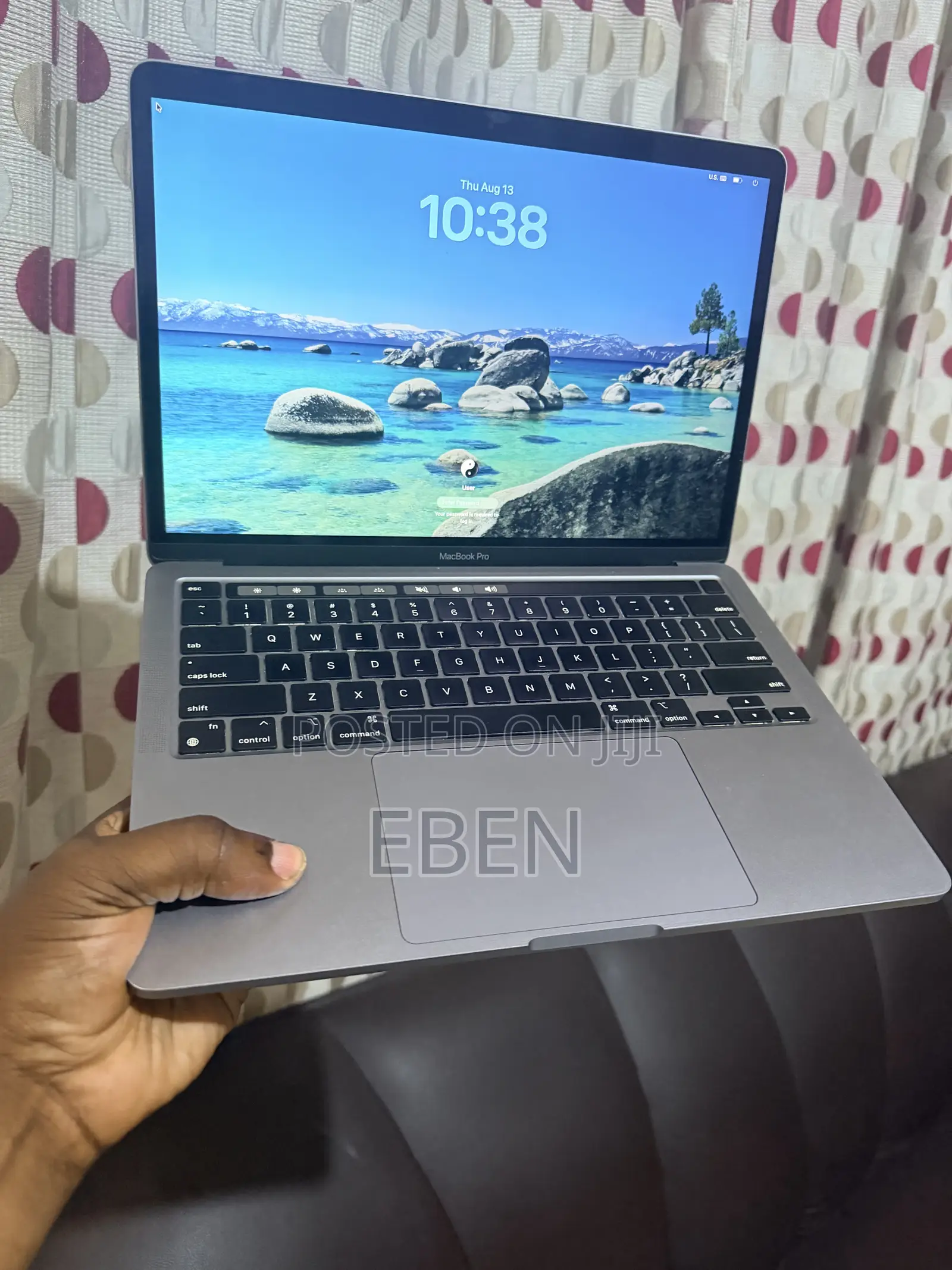 Laptop Apple MacBook Pro 2020 16GB Apple M1 SSD 512GB