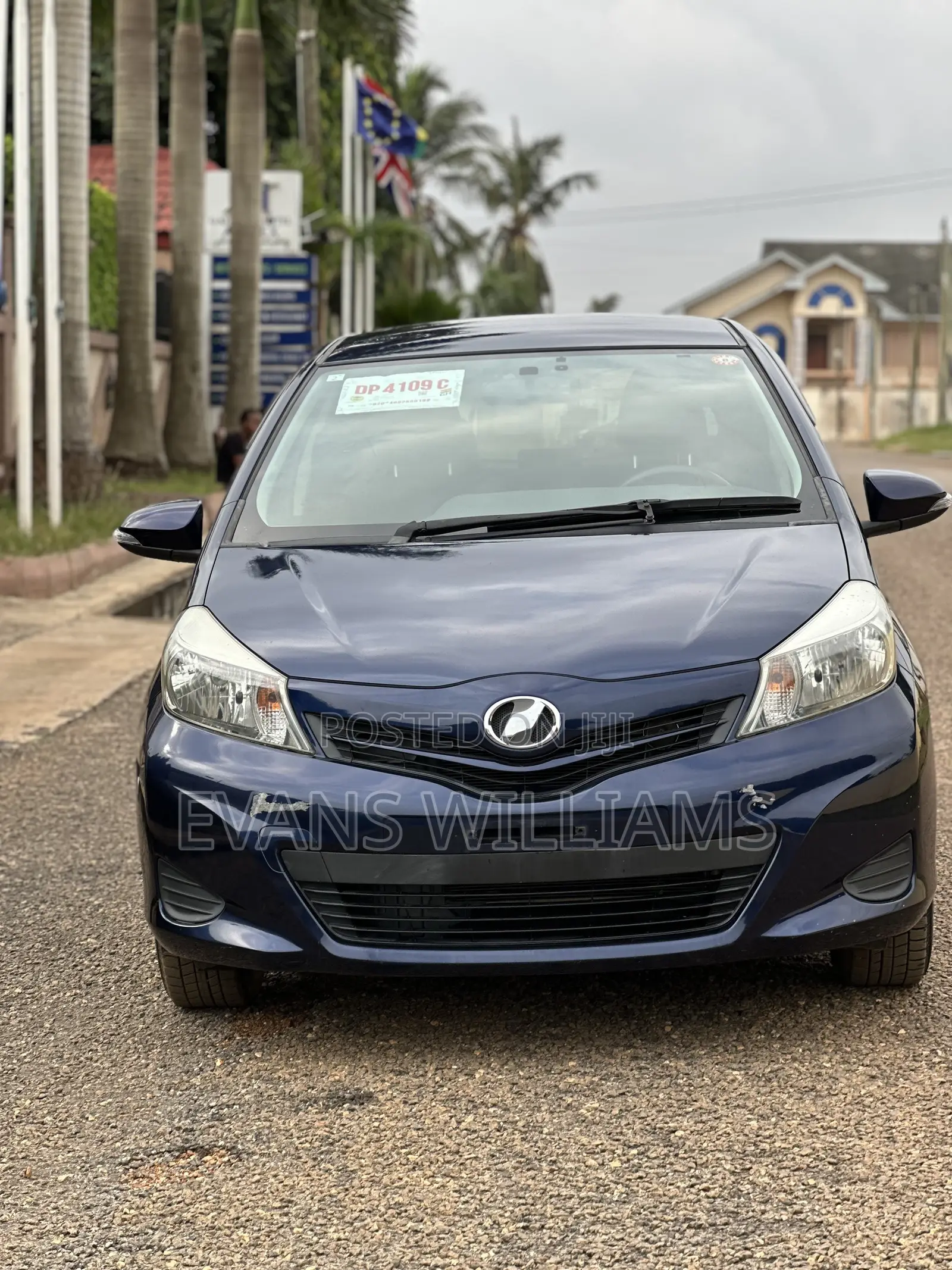 Toyota Vitz 1.5 FWD 3dr 2013