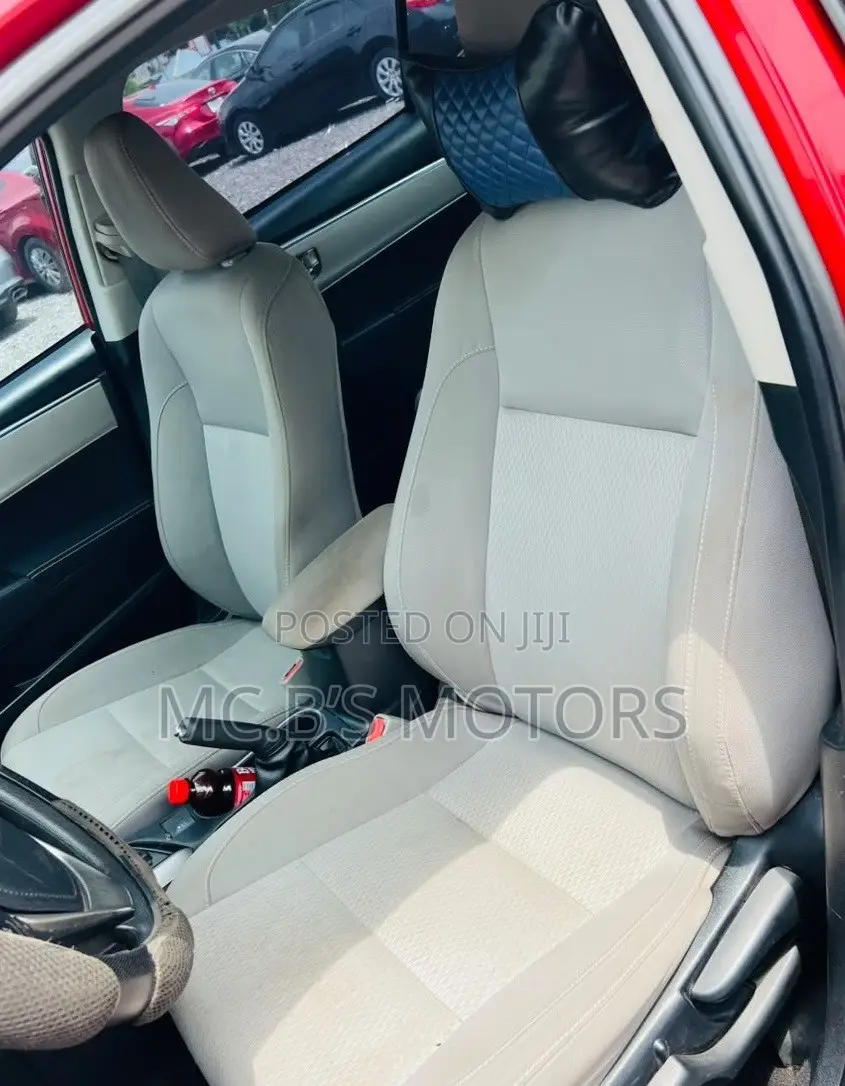 Toyota Corolla LE Eco 4dr Sedan (1.8L 4cyl CVT) 2016 Red