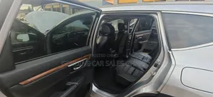 Honda CR-V Touring AWD 2019 Silver