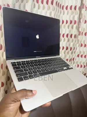 Laptop Apple MacBook Air 2020 8GB Intel Core i5 SSD 512GB