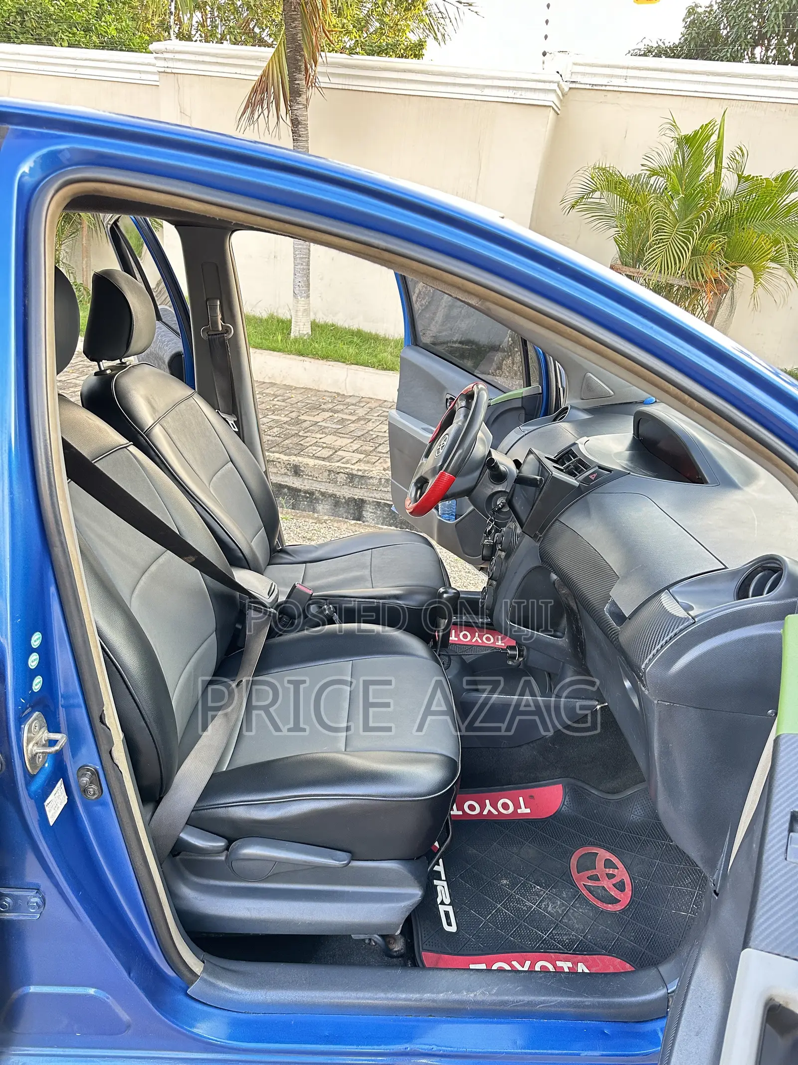 Toyota Vitz 1.3 AWD 3dr 2010 Blue