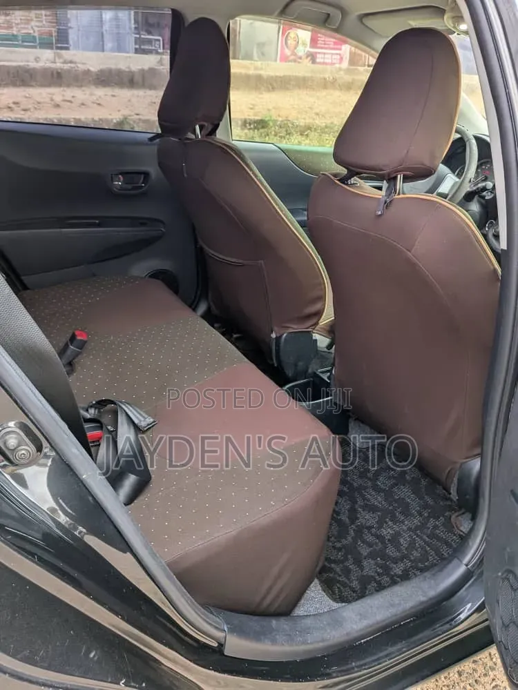 Toyota Vitz 2012 Black