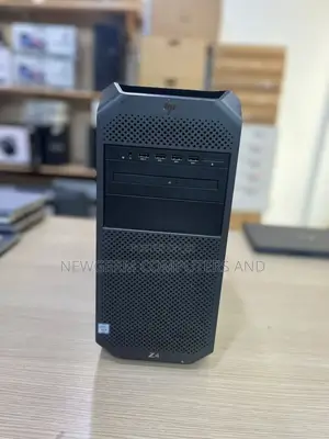 Server HP 32GB Intel Xeon HDD+SSD 256GB