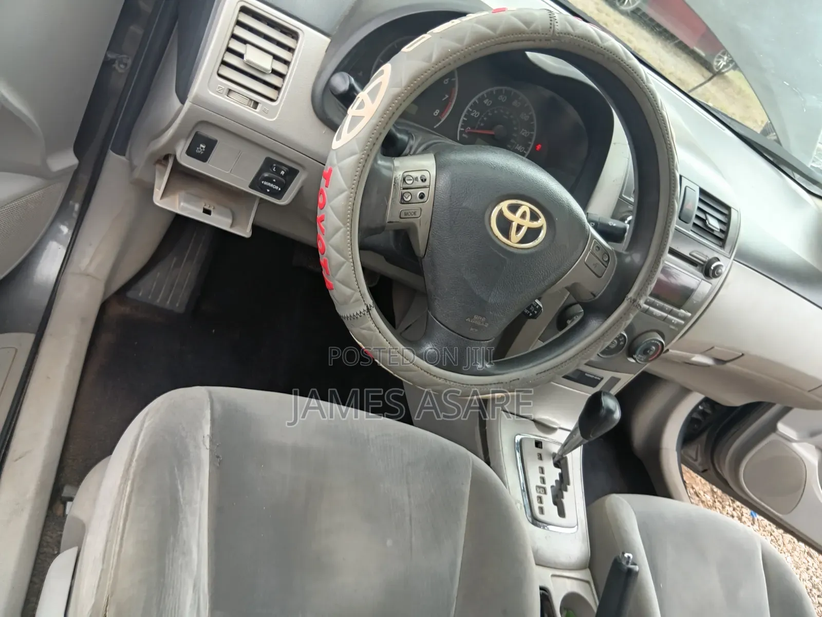 Toyota Corolla 2012 Gray