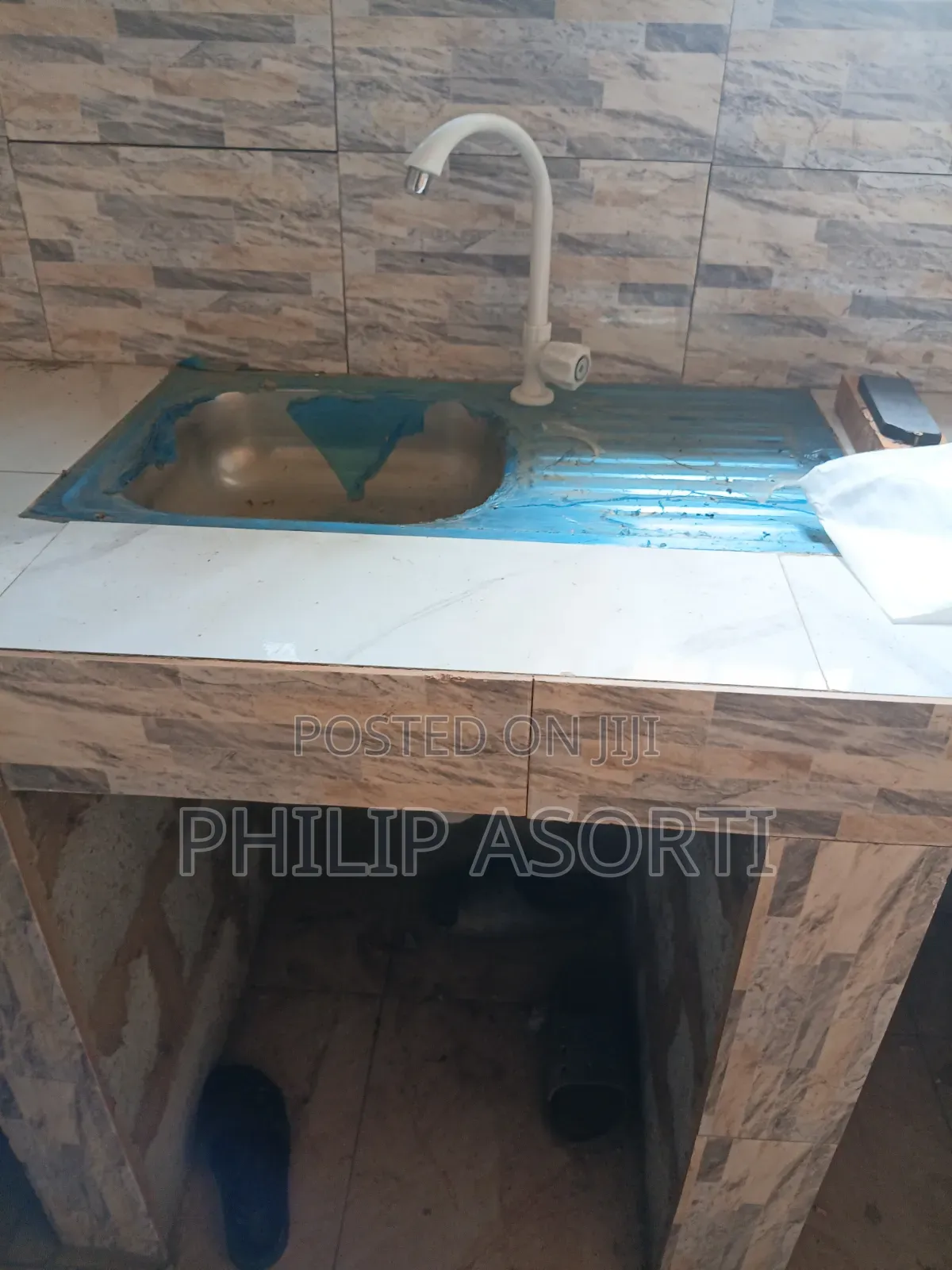 Pipe Leakages,W.C Fixing,Basin Fixing,Shower Fixing,kitchen Sink