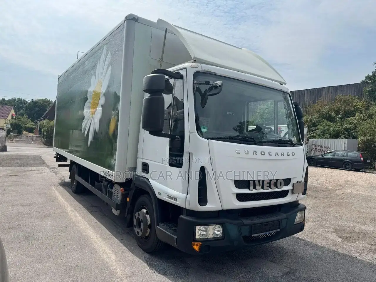IVECO Box Truck 2011
