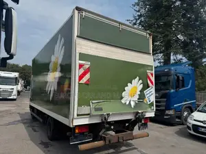 IVECO Box Truck 2011