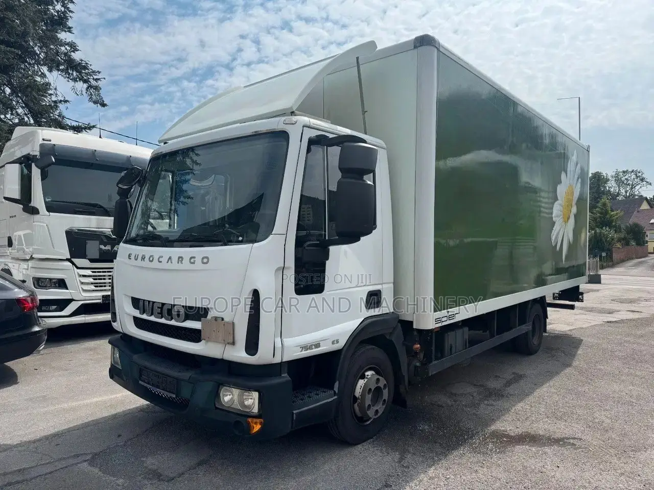 IVECO Box Truck 2011