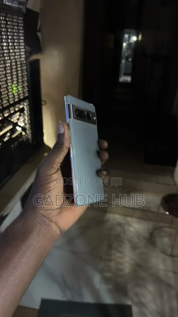 Google Pixel 7 Pro 128 GB Black