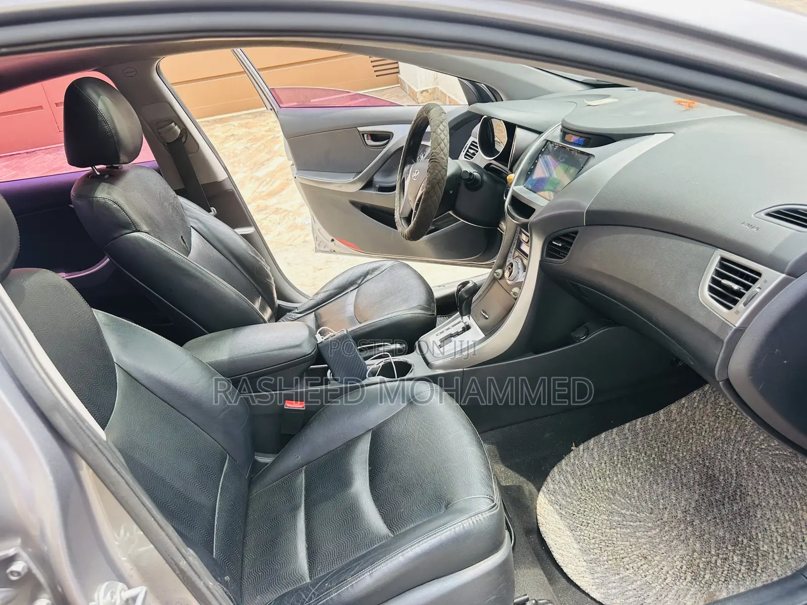 Hyundai Elantra Limited 4dr Sedan (1.8L 4cyl 6A) 2015 Gray