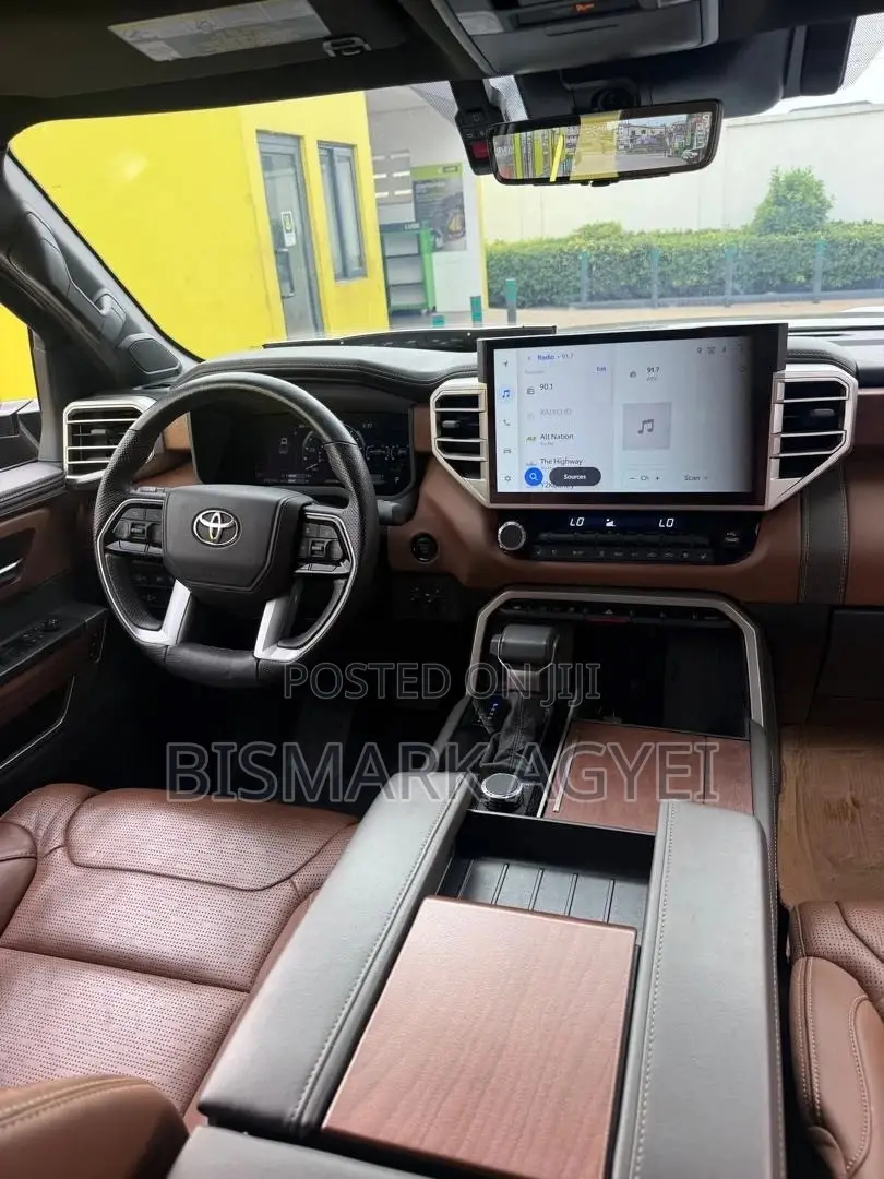 Toyota Tundra 2025