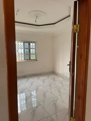 3bdrm Apartment in Obeyeyie, Amasaman for rent