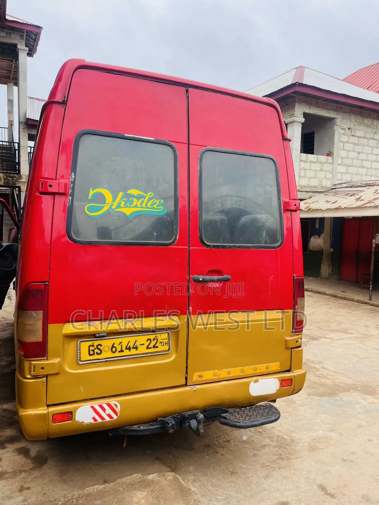 Mercedes-Benz Sprinter 2005 Red