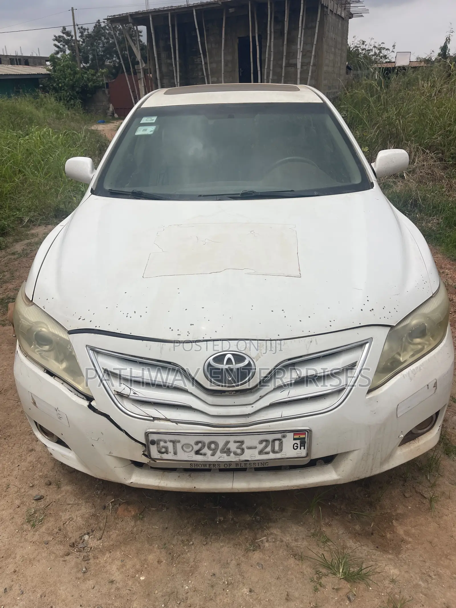 Toyota Camry XLE 4dr Sedan (2.5L 4cyl 6AM) 2010 White