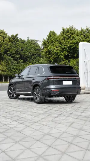 Geely Monjaro 2026 Gray