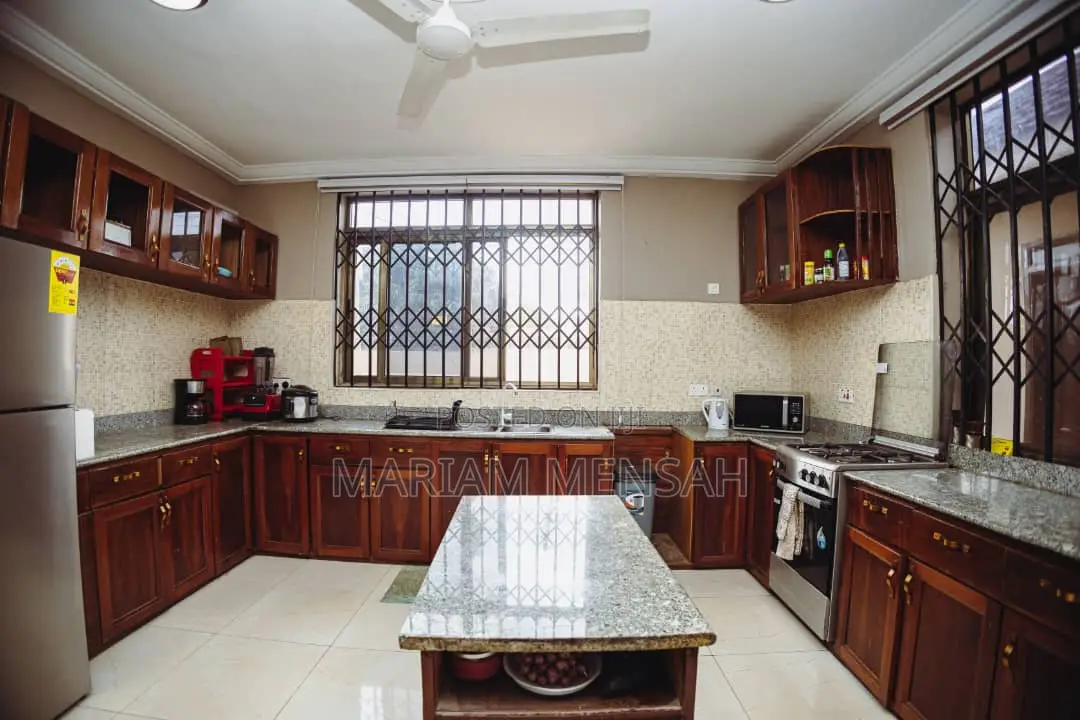 Furnished 3bdrm House in Sakomono Estates, Sakumono for rent