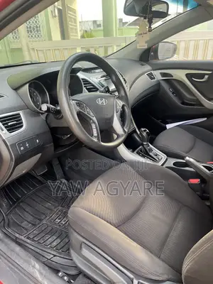 Hyundai Elantra SE Sedan FWD (1.8L 4cyl 6M) 2016 Red