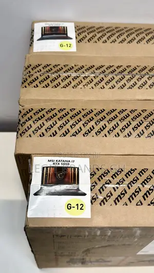 New Laptop MSI Katana 15 16GB Intel Core i7 SSD 512GB